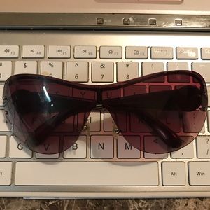 Marc Jacobs brown women’s sunglasses logos
